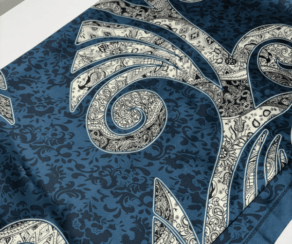 tissu_soie_bleu